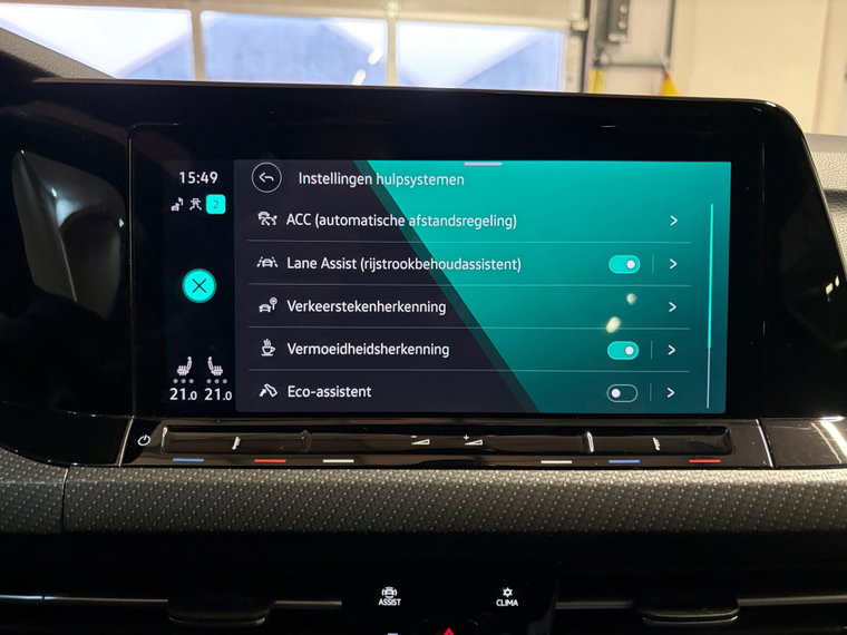 Vehicle Image 21