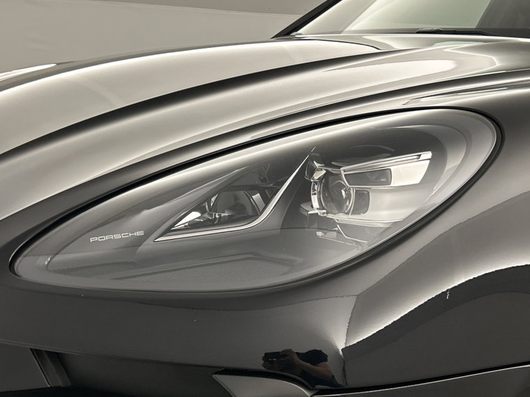 Vehicle Image 37