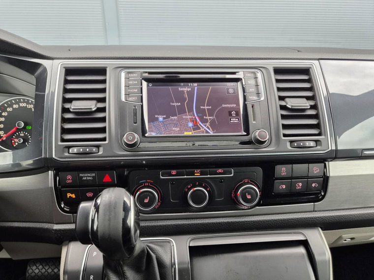 Vehicle Image 42