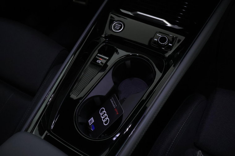 Vehicle Image 35