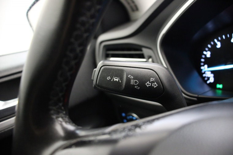 Vehicle Image 24