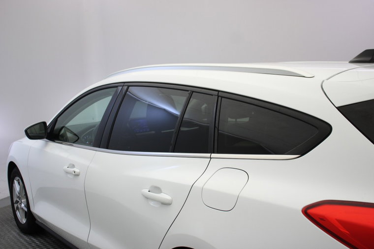 Vehicle Image 33