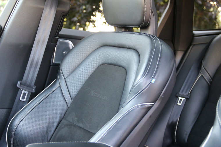 Vehicle Image 21