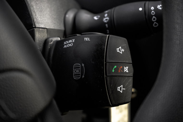 Vehicle Image 17