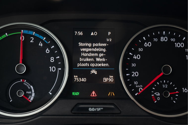 Vehicle Image 11
