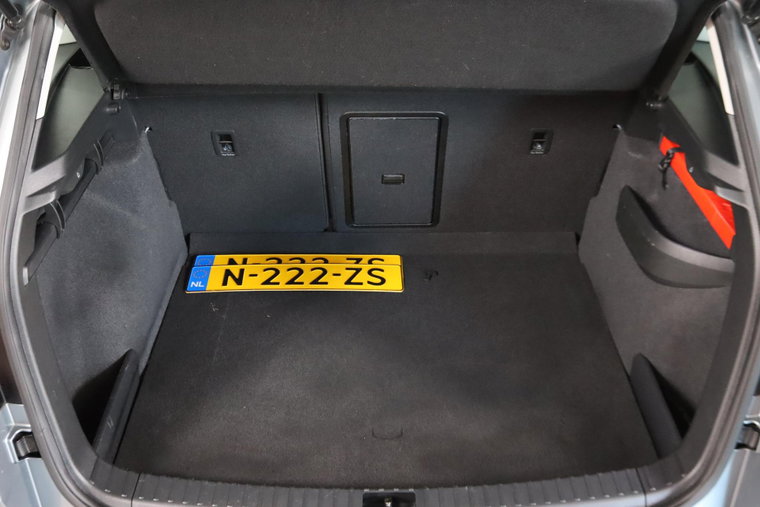 Vehicle Image 60