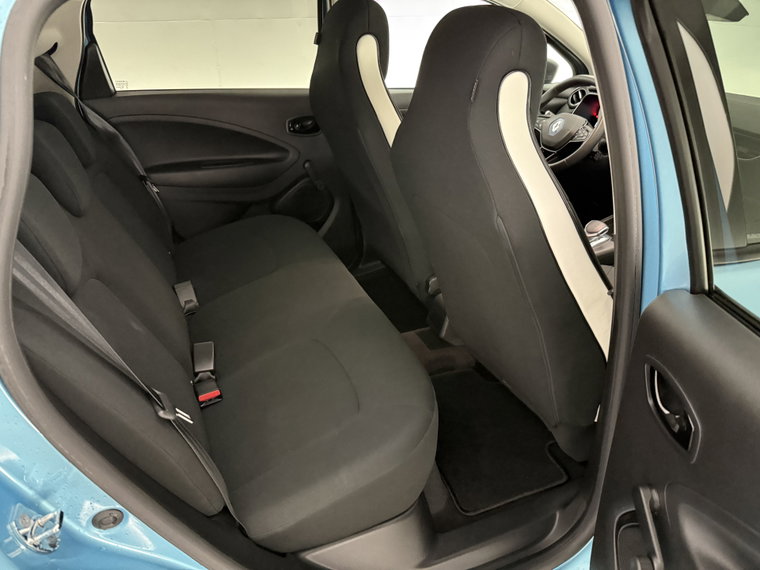 Vehicle Image 33