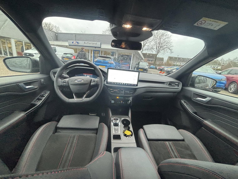 Vehicle Image 28