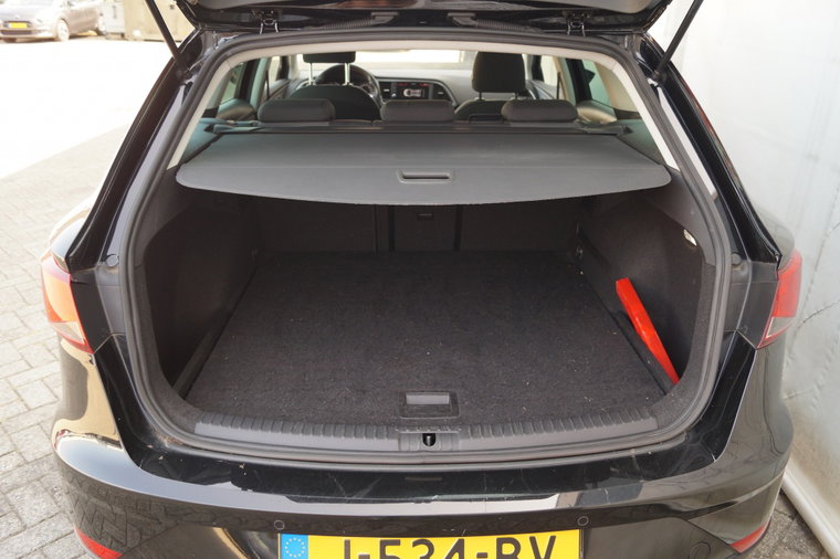 Vehicle Image 28