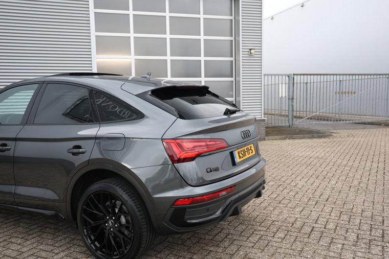 Vehicle Image 26
