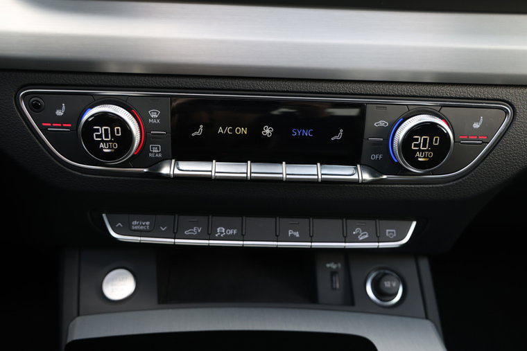 Vehicle Image 39