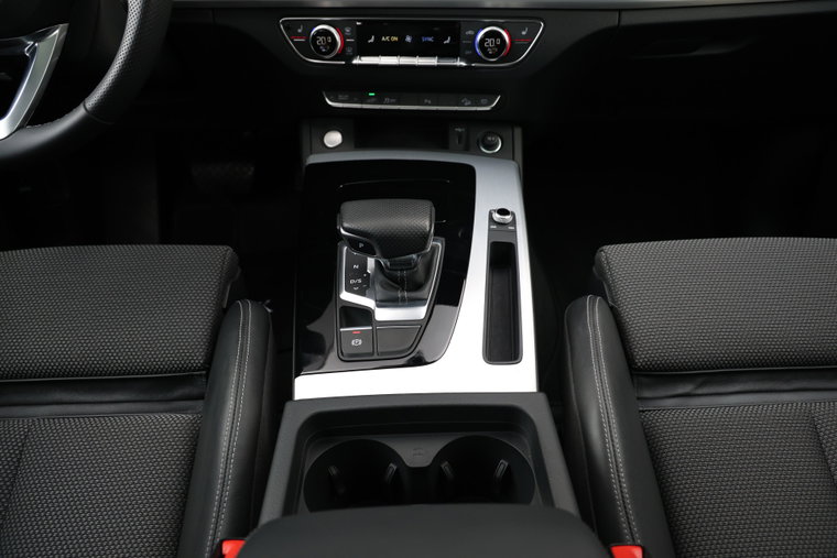 Vehicle Image 50