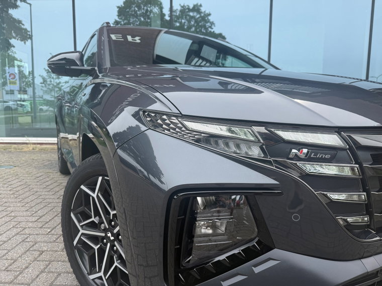 Vehicle Image 35