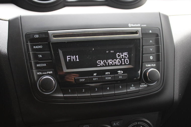 Vehicle Image 19