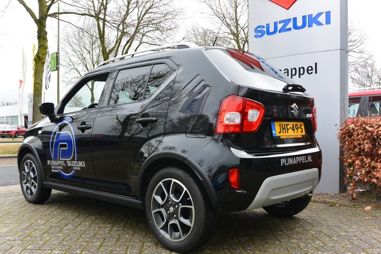 Vehicle Image 4