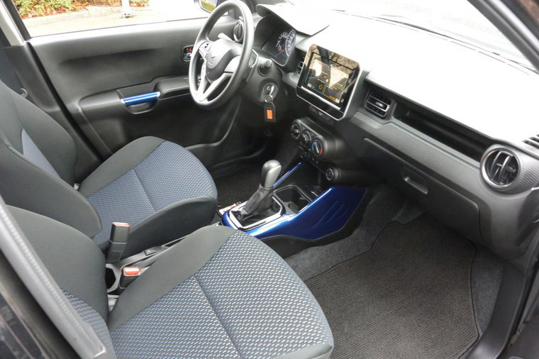 Vehicle Image 22