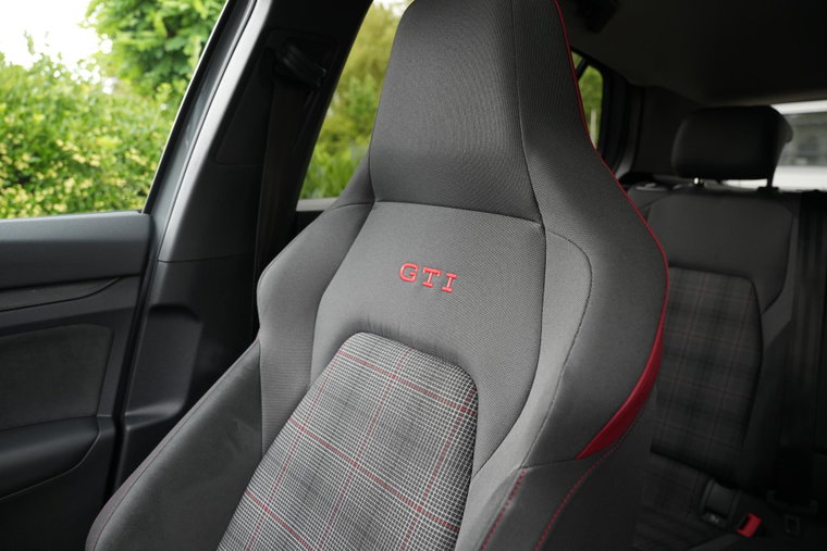 Vehicle Image 39