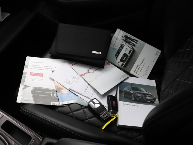 Vehicle Image 30