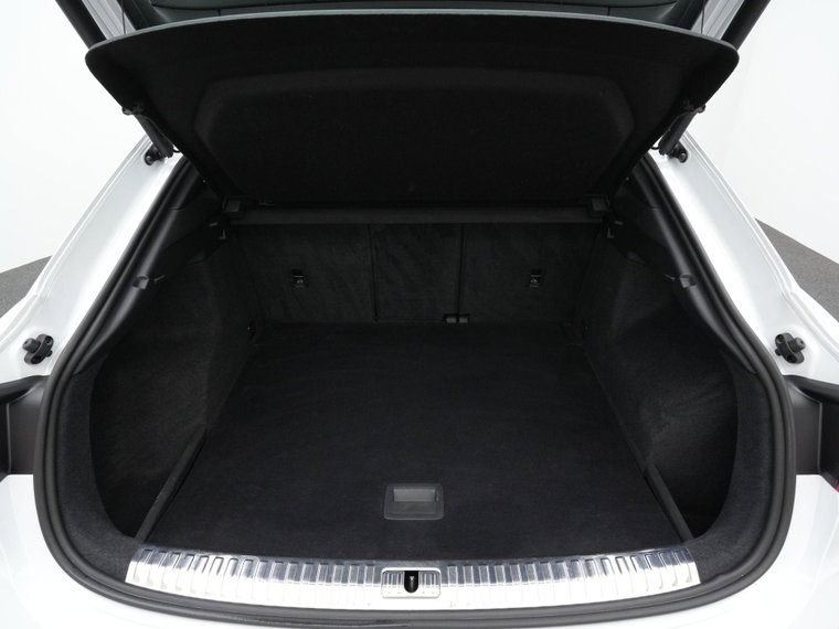 Vehicle Image 39