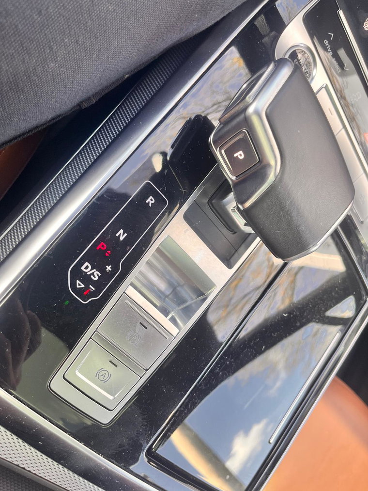 Vehicle Image 31