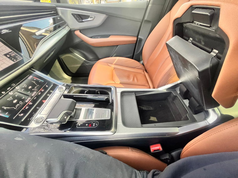 Vehicle Image 33