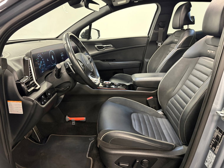 Vehicle Image 39