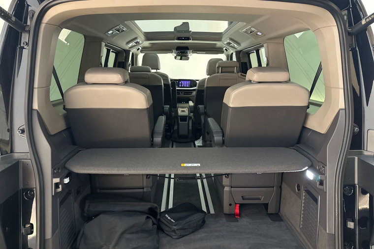 Vehicle Image 33