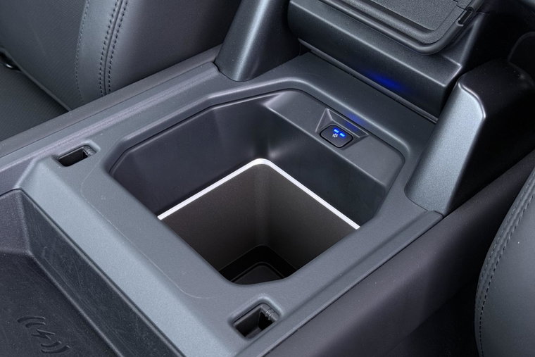 Vehicle Image 14