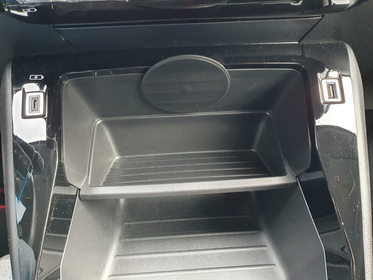 Vehicle Image 33