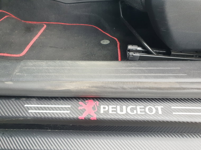 Vehicle Image 45