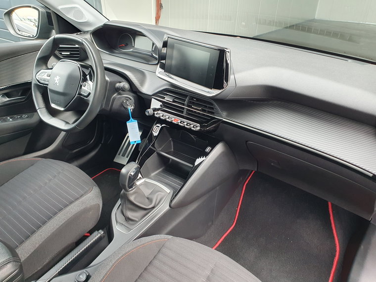 Vehicle Image 48