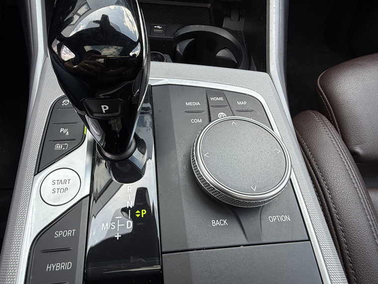 Vehicle Image 33