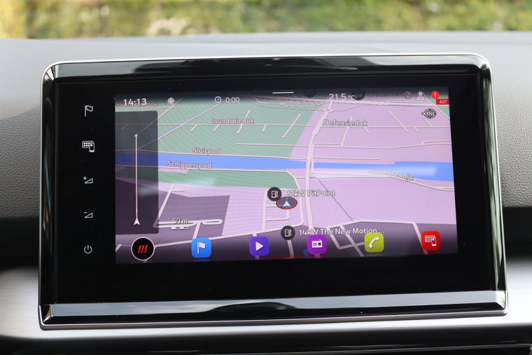Vehicle Image 13