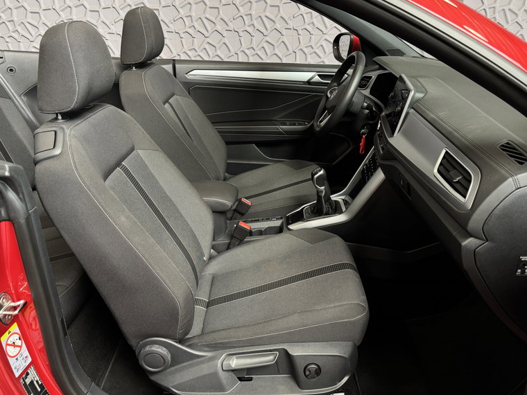 Vehicle Image 33