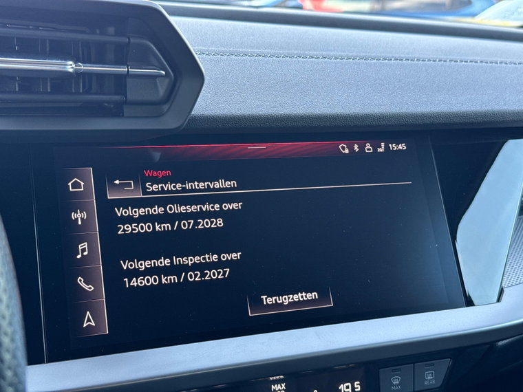 Vehicle Image 39
