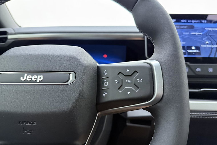 Vehicle Image 33