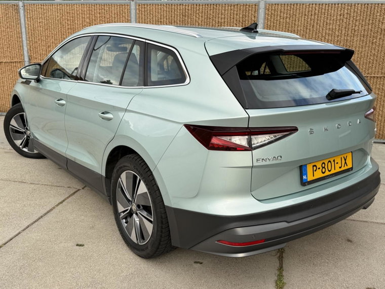 Vehicle Image 39