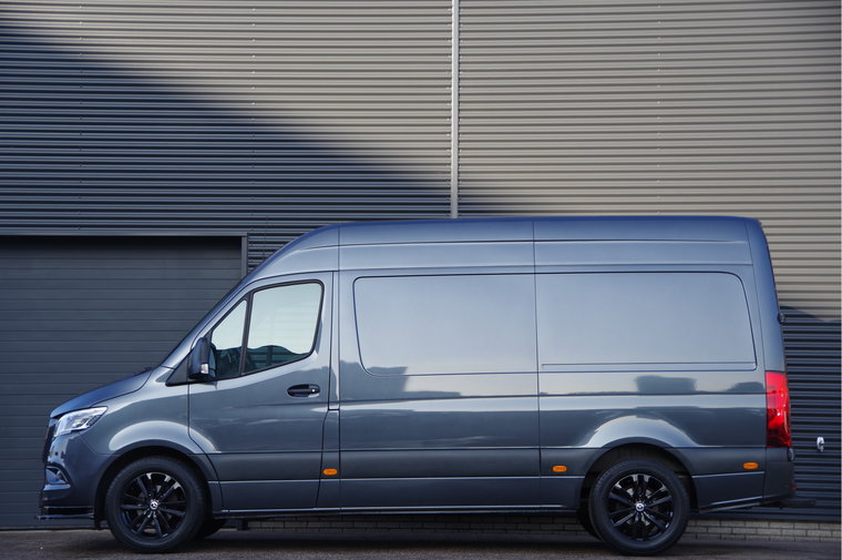 Vehicle Image 33
