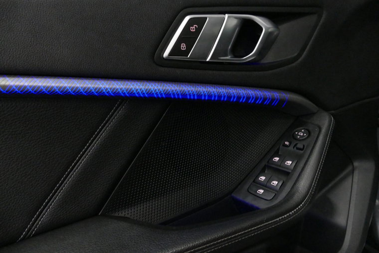 Vehicle Image 32