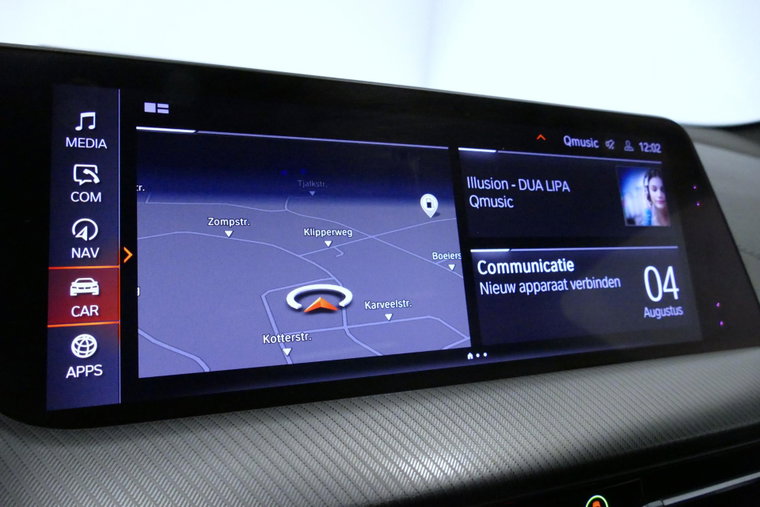Vehicle Image 10