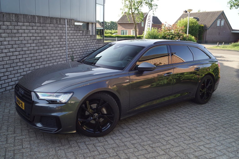 Vehicle Image 43