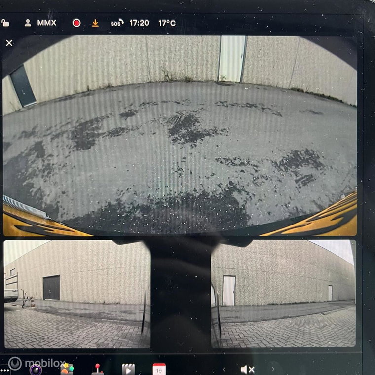 Vehicle Image 17