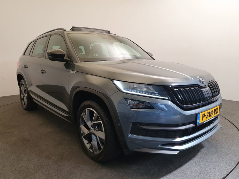 Vehicle Image 5