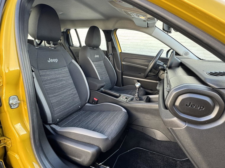 Vehicle Image 30