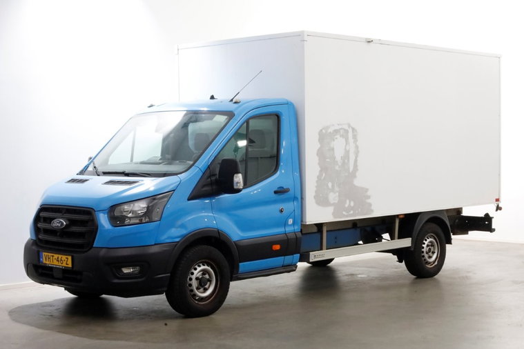 Vehicle Image 8