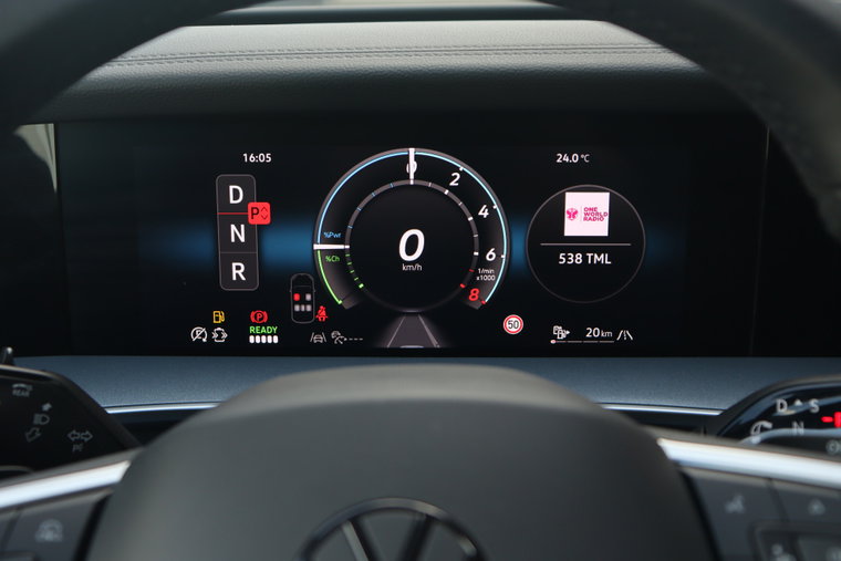 Vehicle Image 22