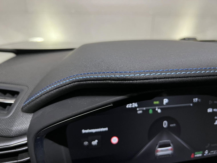 Vehicle Image 39