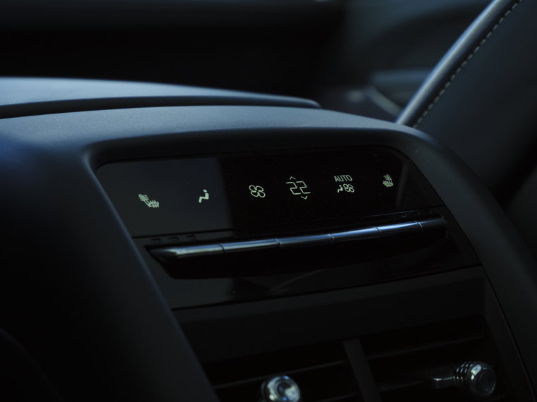 Vehicle Image 40