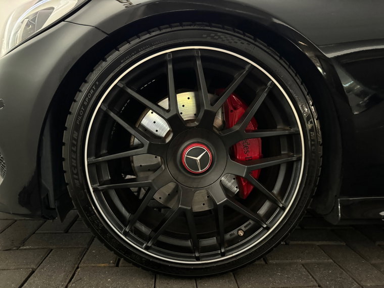 Vehicle Image 33