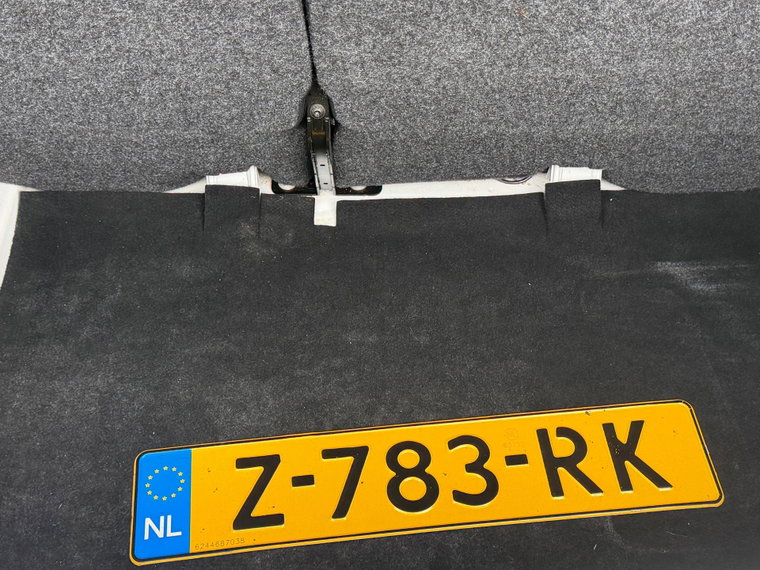 Vehicle Image 19